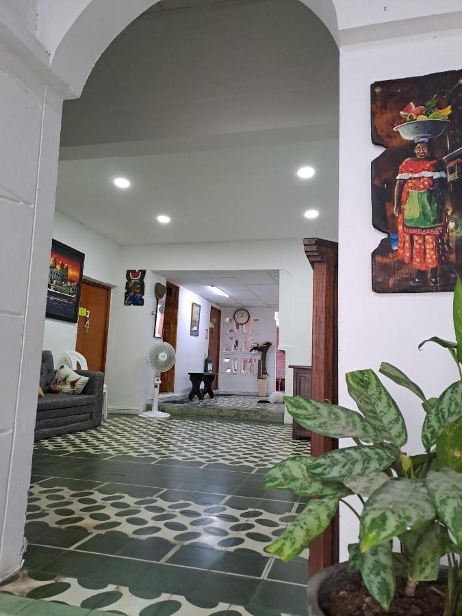 Hostal Casa Lara Cartagena Luaran gambar
