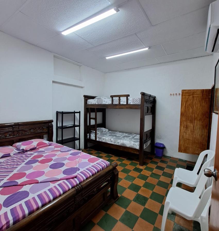 Hostal Casa Lara Cartagena Luaran gambar